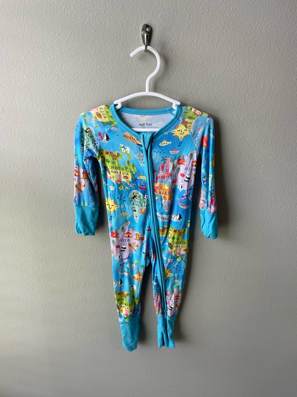 Little Sleepies Around the World Bamboo World Map Zippy Sleeper
